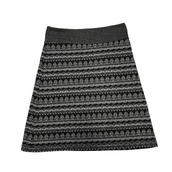 Kavu Dresses & Skirts - Kavu Black Gray Fair Isle Knit Skater Skirt Large